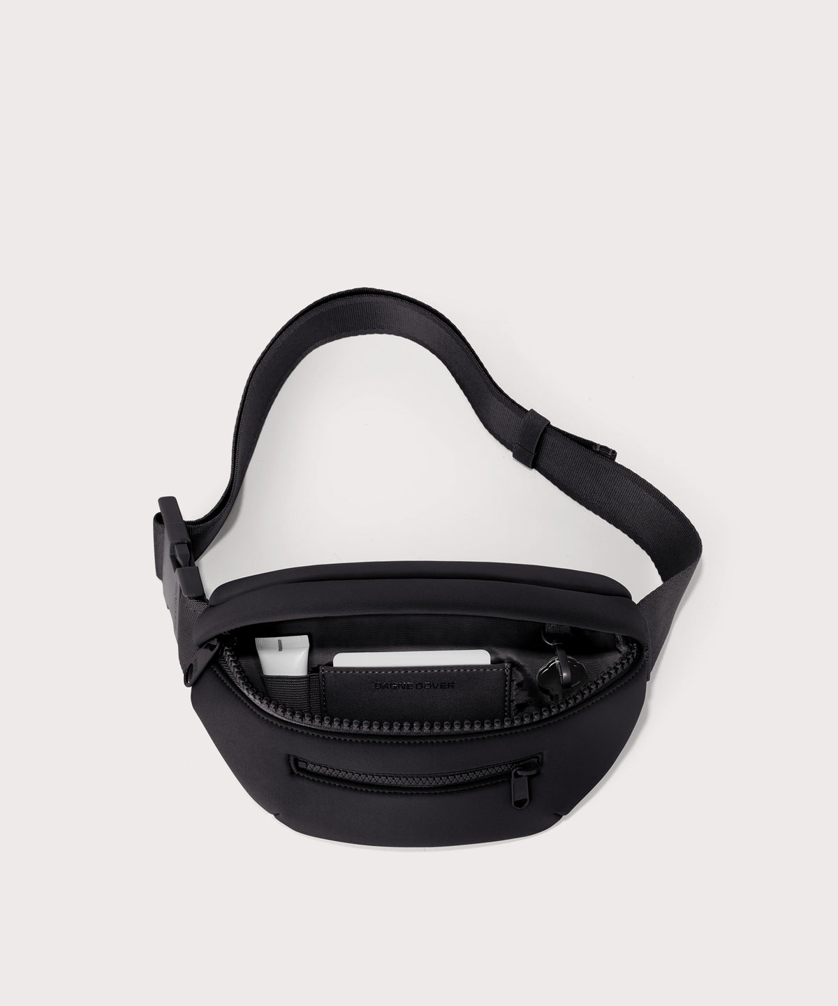 Ace Fanny Pack in Onyx - Image 2