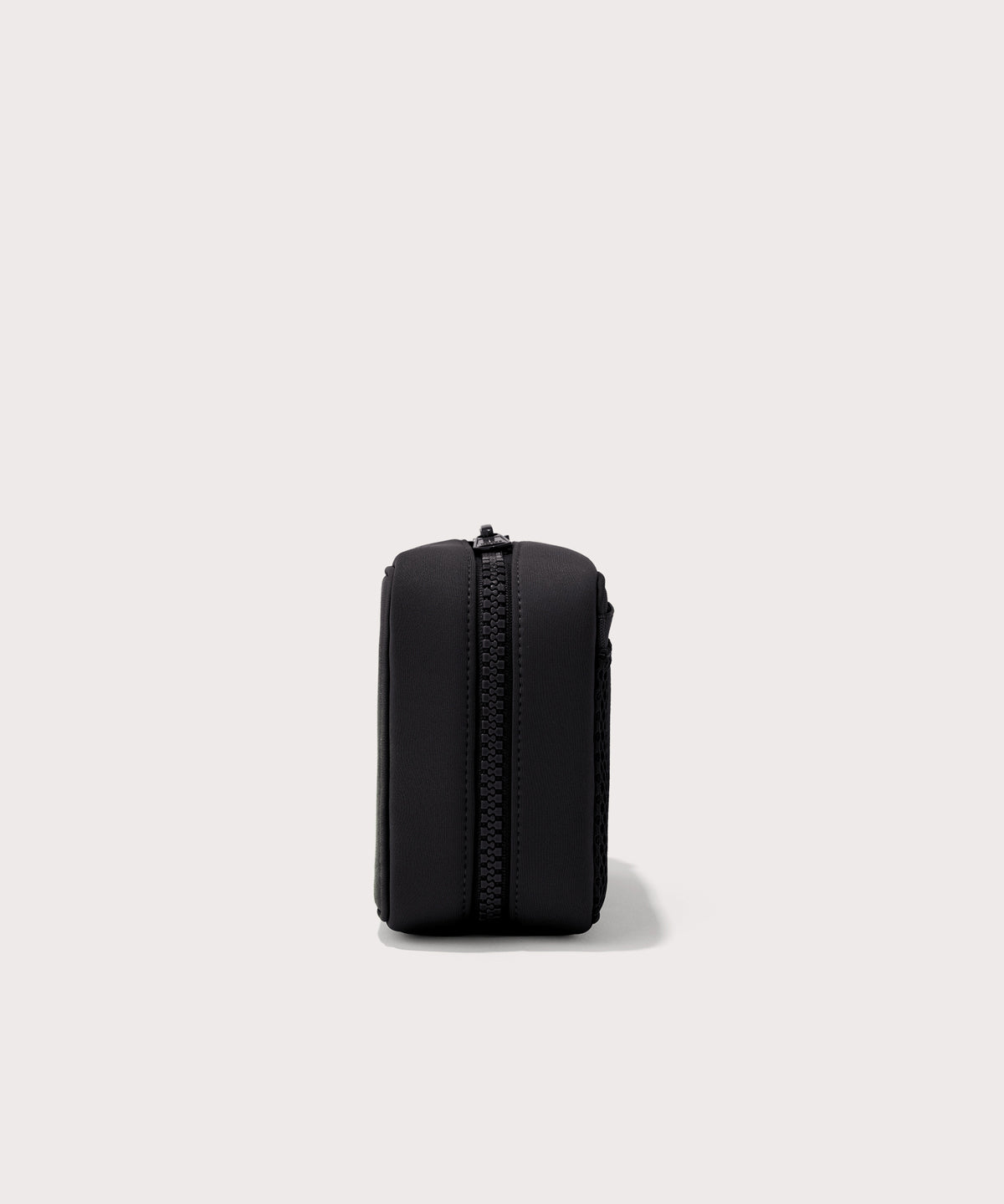 Arlo Tech Organizer in Onyx, Large - Image 4