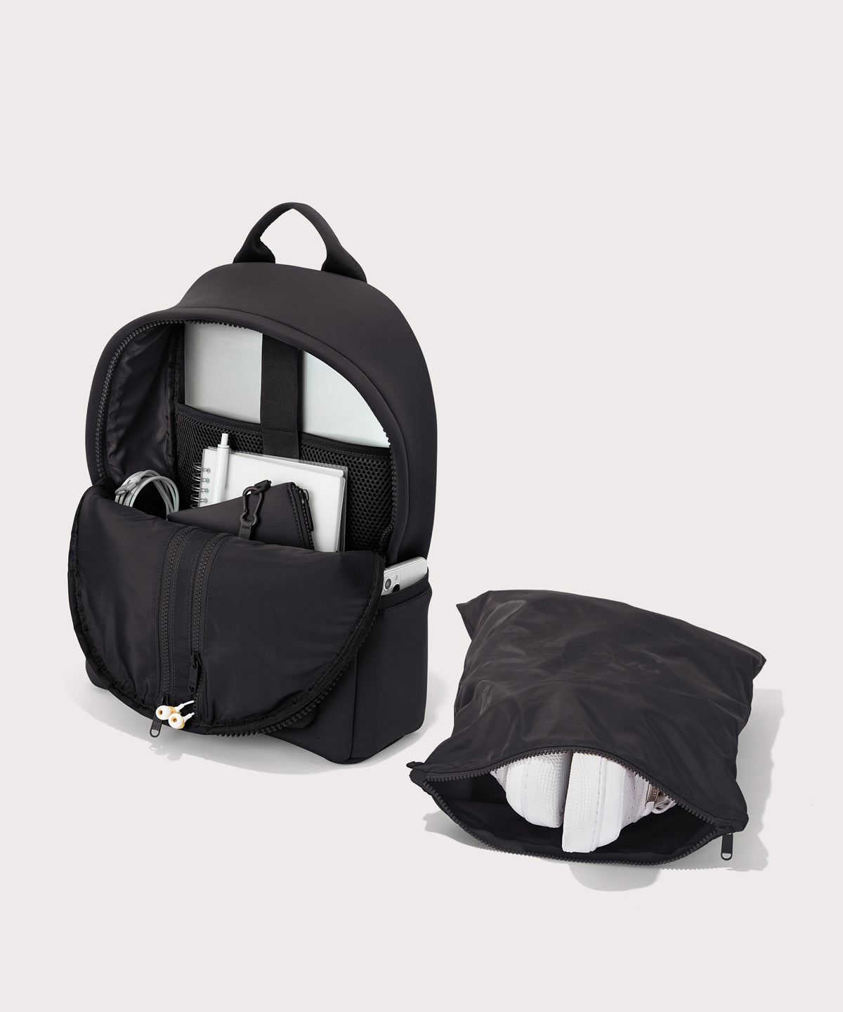Dakota Backpack in Onyx, Medium - Image 2