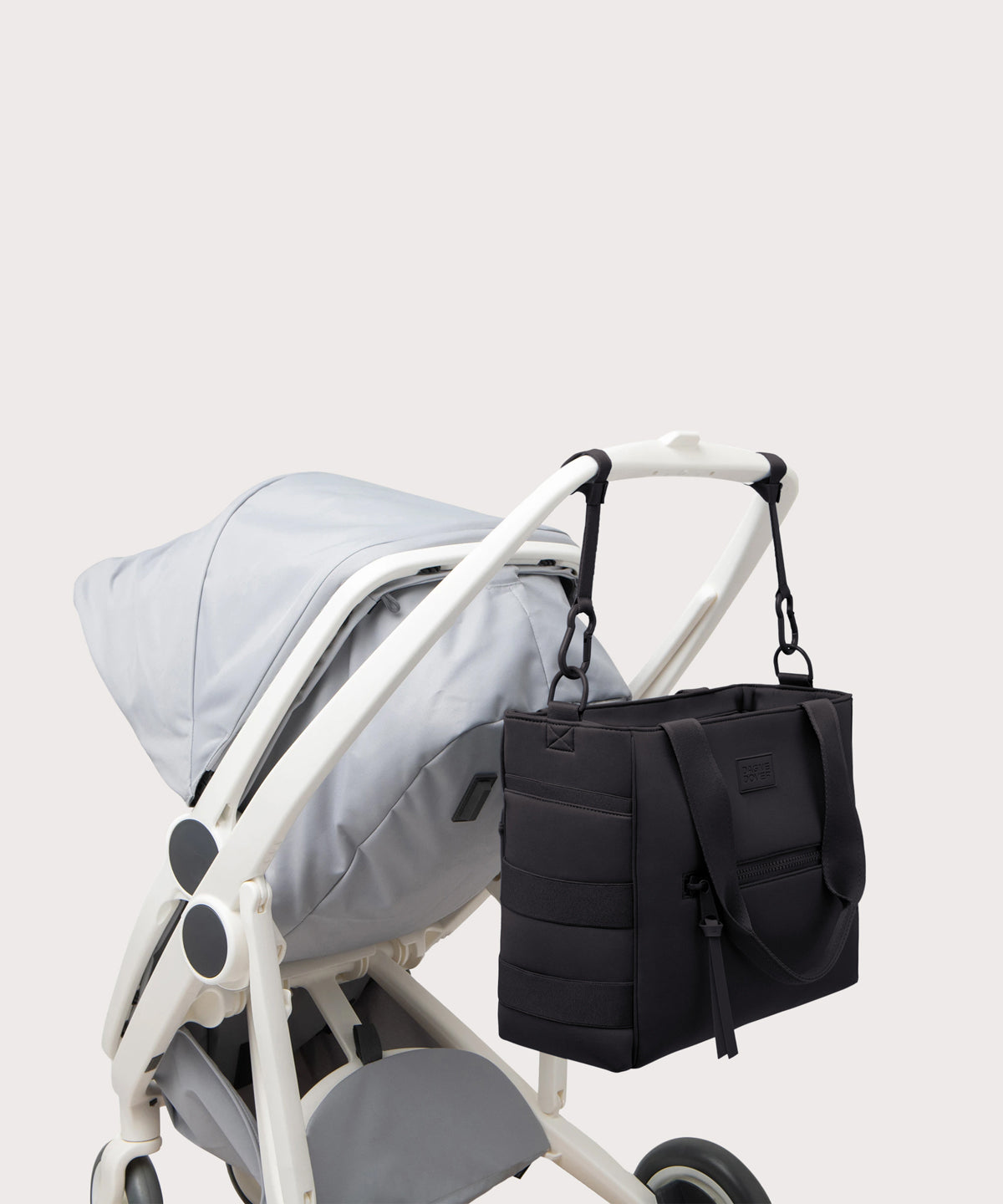 Wade Diaper Tote in Onyx - Image 7