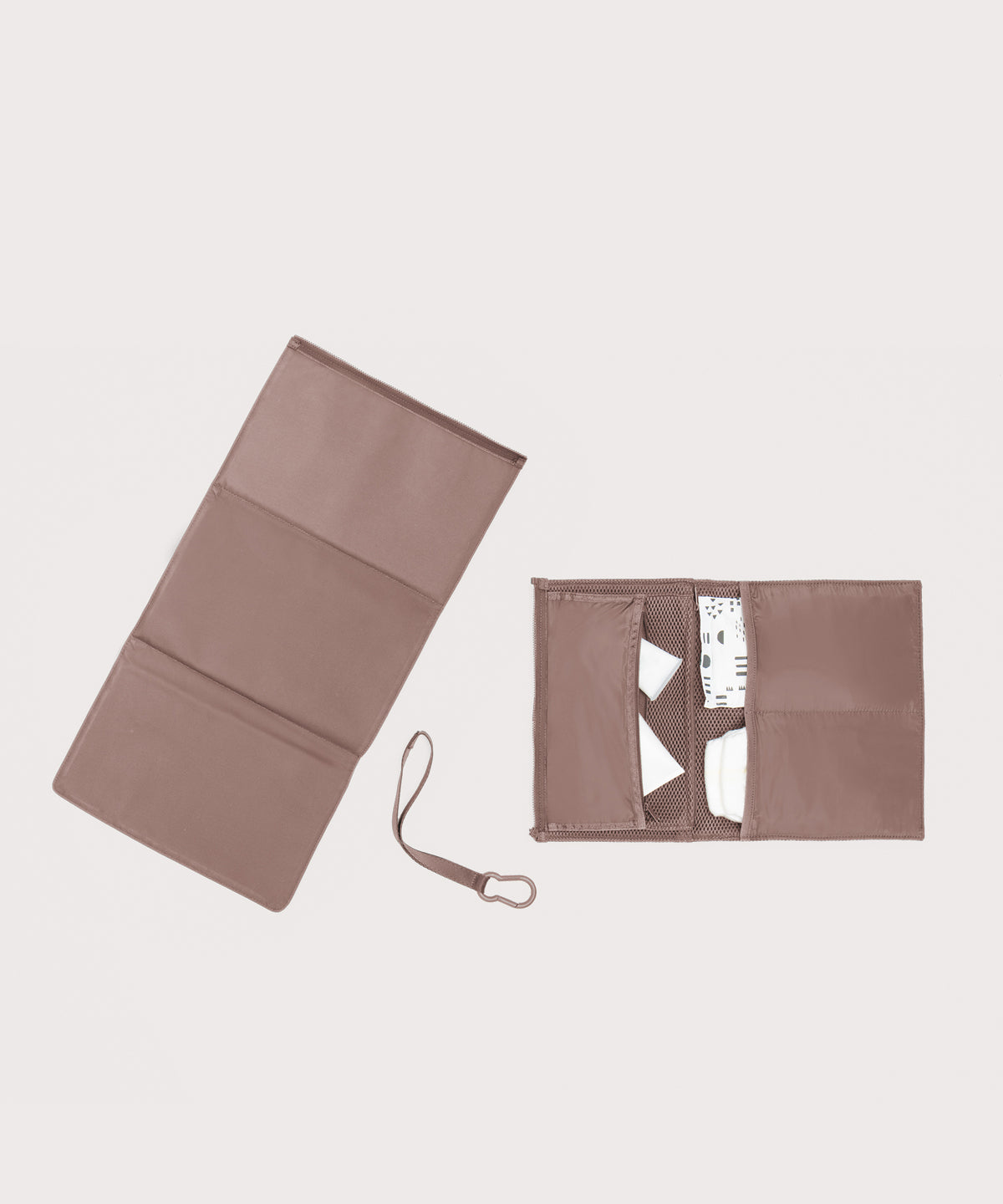 Joey Changing Kit in Dune - Image 3