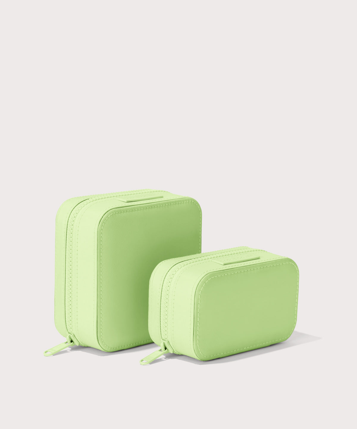 Frankie Jewelry Case in Matcha Latte, Large - Image 4