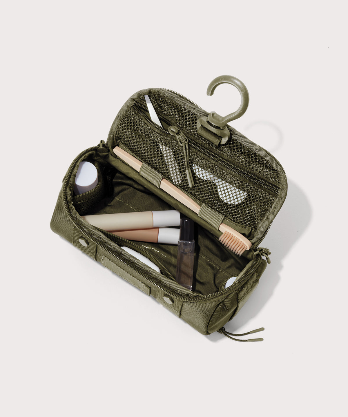 Seoul Dopp Kit in Dark Moss, Small - Image 2